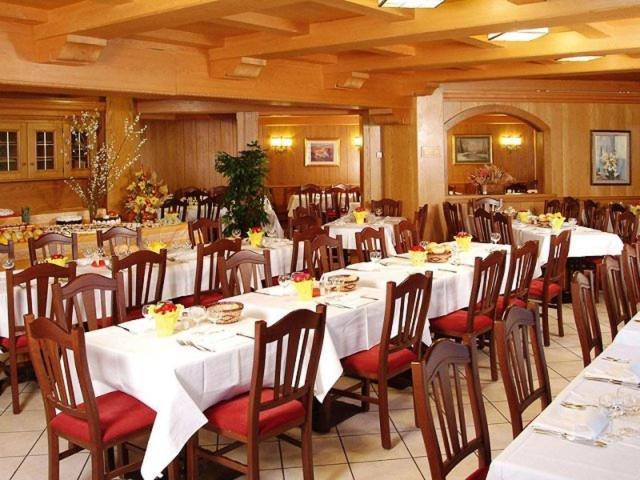 Sport Hotel Pampeago Tesero Ngoại thất bức ảnh